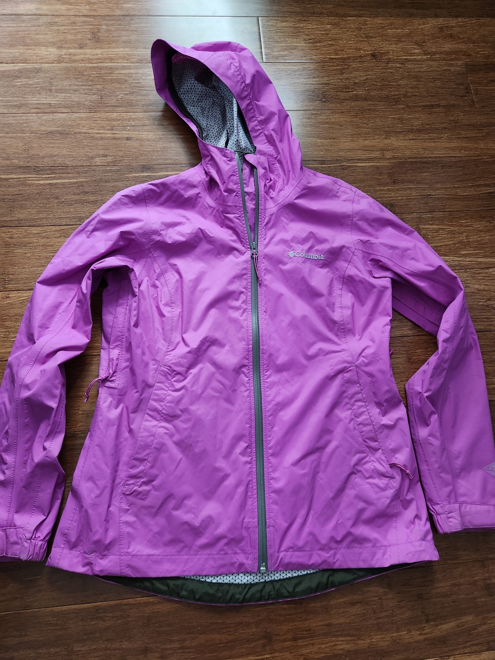 Columbia Women's Purple Hooded Windbreaker Rain Jacket Coat, Medium
